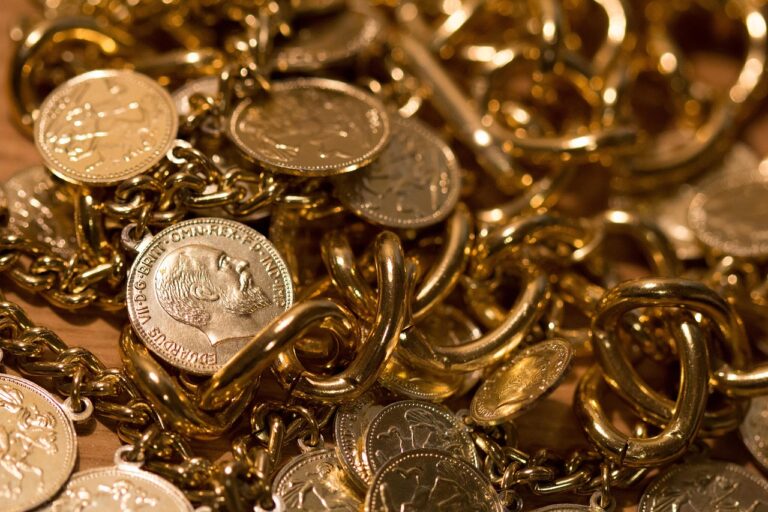 gold-207585_1280