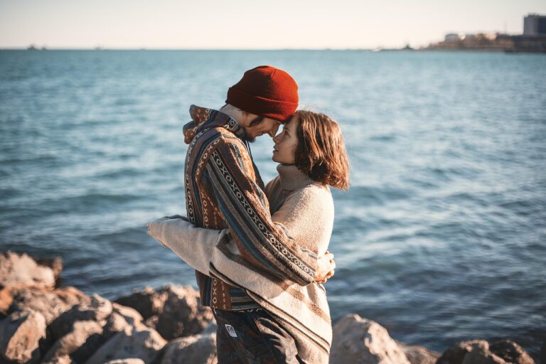 couple-1329349_1280