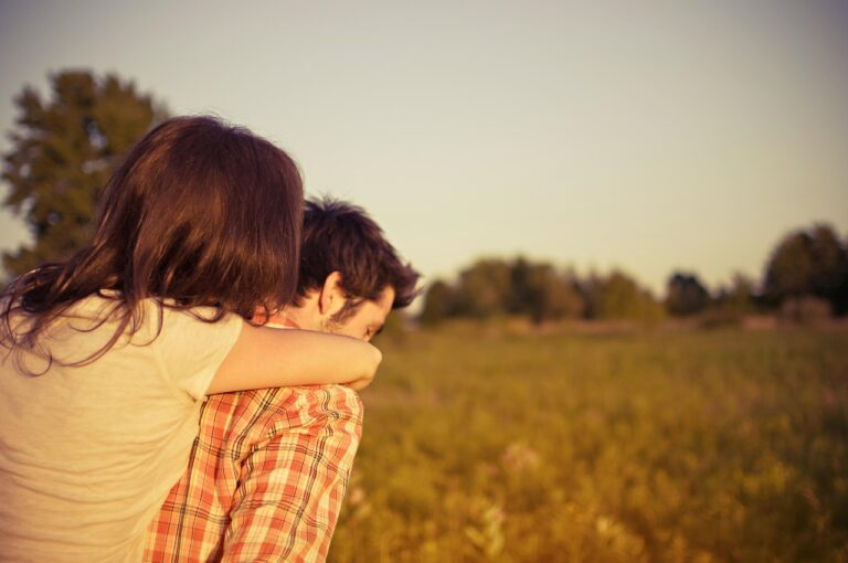 couple-802062_1280