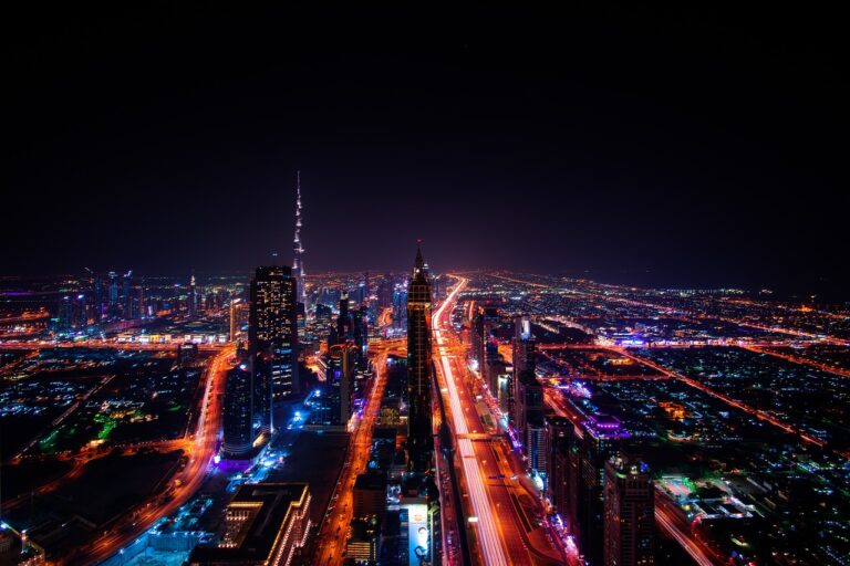 dubai-1767540_1280